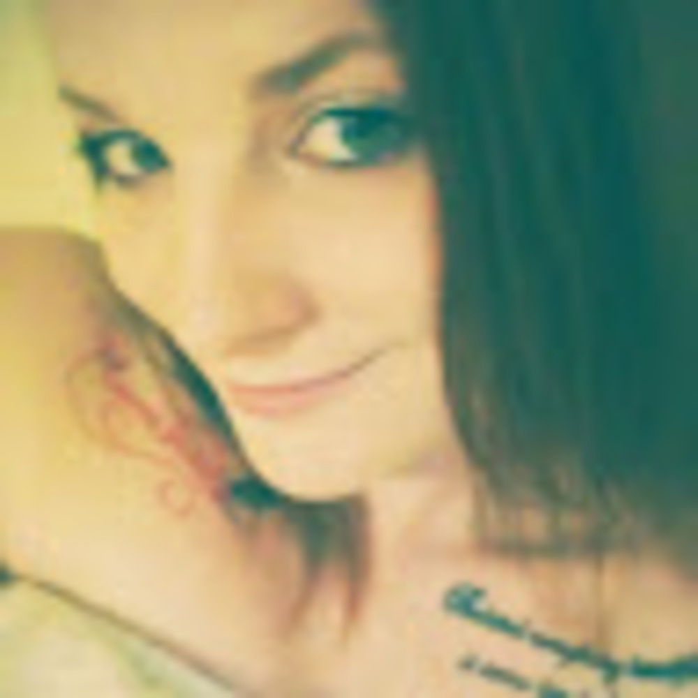 Meet your Posher, Stephanie